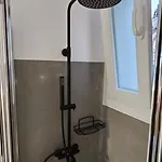게스트하우스 Mykonos4islands Seaside And 4*