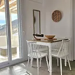 Mykonos4islands Seaside And בית הארחה